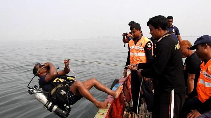 মুন্সীগঞ্জে পঞ্চম দিনেও সন্ধান মেলেনি নিখোঁজ সেই ২০ শ্রমিকের