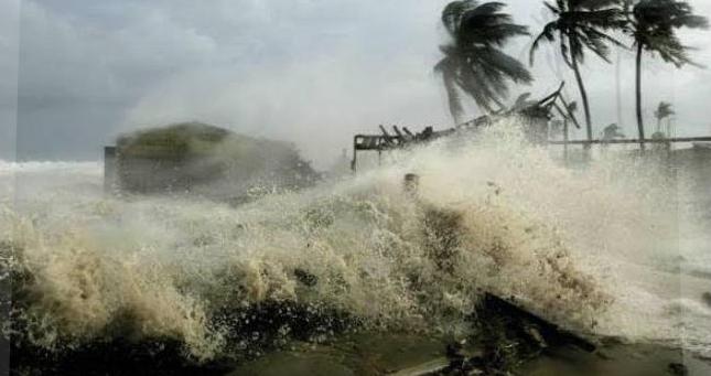 ইতিহাসের অন্যতম শক্তিশালী ঘূর্ণিঝড়  ফণী