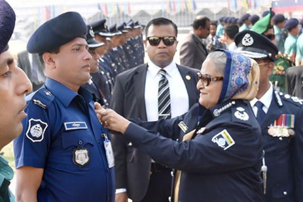 পুলিশ পদকের জন্য প্রধানমন্ত্রীর দপ্তরে পাঠানো হয়েছে রেকর্ডসংখ্যক সদস্যর তালিকা