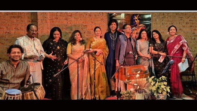 "সুরের ধারা" প্রতিষ্ঠানের সদস্যবৃন্দ।
