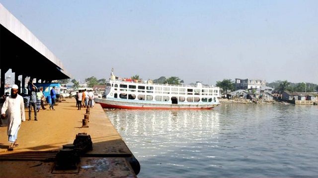 নৌ-শ্রমিকদের ধর্মঘটে সারাদেশে লঞ্চ চলাচল বন্ধ