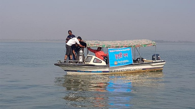 মেঘনায় দুই লঞ্চের সংঘর্ষ: নিহত ১, নিখোঁজ ১০