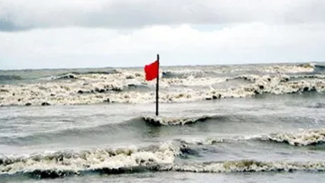 ঝড়ের পূর্বাভাস, ২০ অঞ্চলের নদীবন্দরে সতর্কতা সংকেত