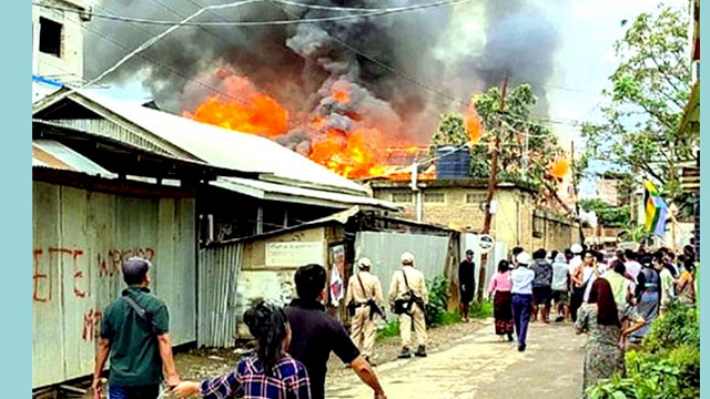 আবারো উত্তপ্ত মণিপুর, জ্বালিয়ে দেয়া হলো ১৫ বাড়ি